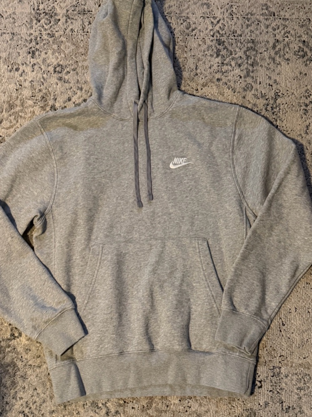Nike Men's Light Heather Gray Pullover Hoodie